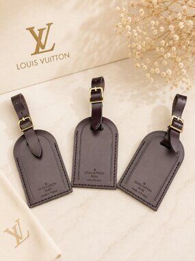 Authentic 1 Louis Vuitton Brown Leather Luggage Tag – Excellent Condition